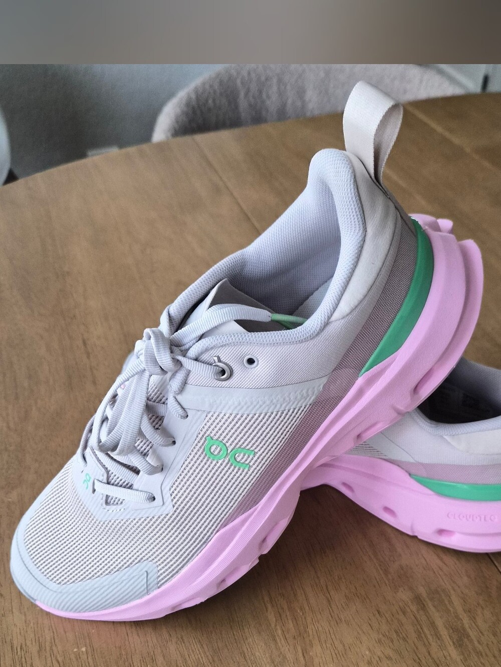 On Running Cloudpulse Next Sneakers In Silver/Honeydew